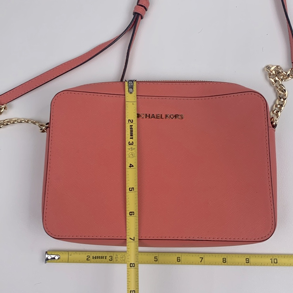 Michael Kors Pink Coral Crossbody Bag Gold chain strap Zip close MK shoulder bag - Picture 15 of 16